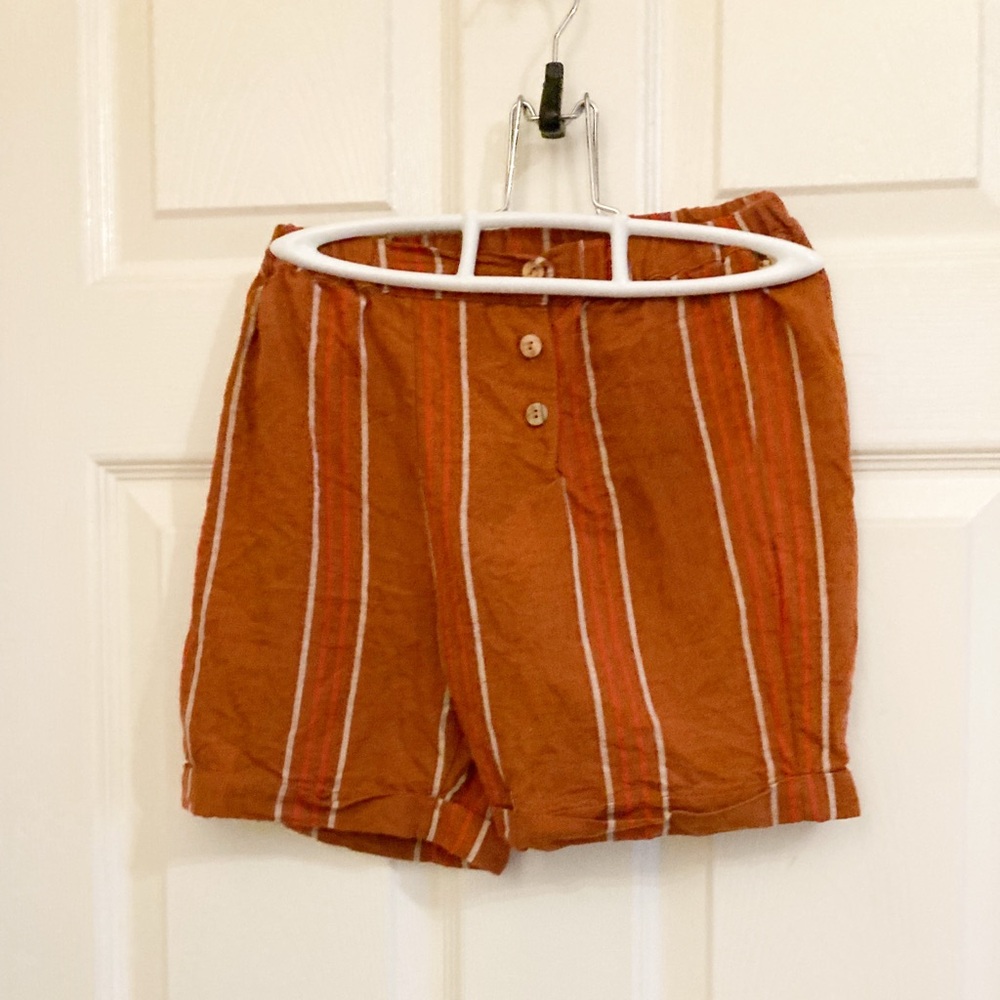Fin & Vince 6/7 Shorts GUC